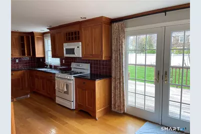 227 Partridge Lane, Fairfield, CT 06824 - Photo 7