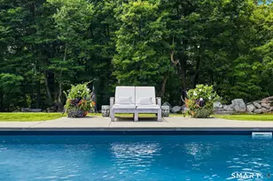 40 Great Ring Rd, Newtown, CT 06470 - Photo 33