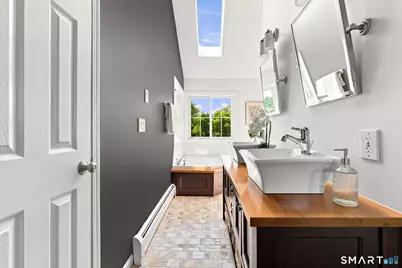 40 Great Ring Road, Newtown, CT 06470 - Photo 15
