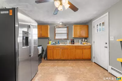 50 Smith Street, New Britain, CT 06053 - Photo 7