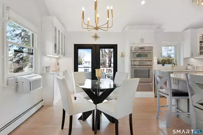 17 College Street, Old Saybrook, CT 06475 - Photo 9