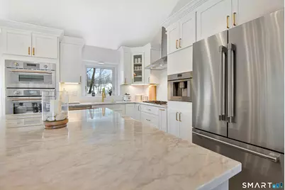 17 College Street, Old Saybrook, CT 06475 - Photo 5