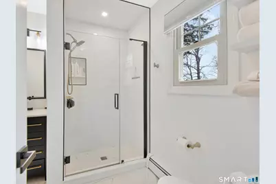 17 College Street, Old Saybrook, CT 06475 - Photo 17
