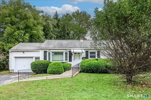 25 Meadowbrook Rd, Danbury, CT 06811 - Photo 1