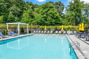 13 Holly Ridge Ridge, Danbury, CT 06810 - Photo 1