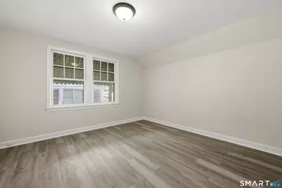 34 Corona Drive, Waterbury, CT 06708 - Photo 11