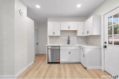 122 Union Avenue, West Haven, CT 06516 - Photo 5