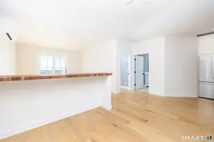 185 Main St, East Lyme, CT 06357 - Photo 11