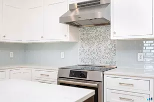 185 Main St, East Lyme, CT 06357 - Photo 7