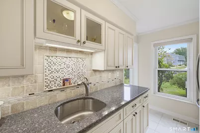 10 Riverview Drive #D, East Windsor, CT 06088 - Photo 5
