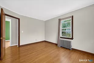 16 Roseleah Dr, Waterford, CT 06385 - Photo 7