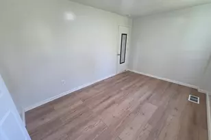 684 Main St, Plymouth, CT 06782 - Photo 17