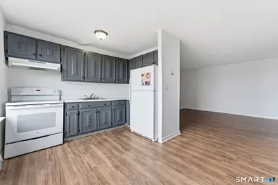 755 Wethersfield Avenue #C9, Hartford, CT 06114 - Photo 3