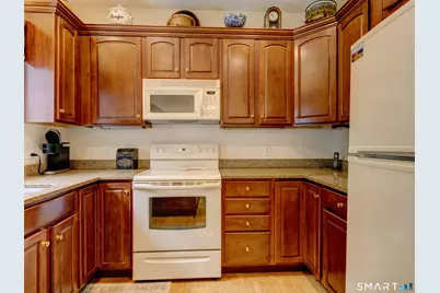 35 Sonoma Lane #35, Middletown, CT 06457 - Photo 13
