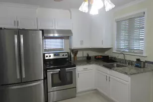 43 Breyer Ave, Bridgeport, CT 06606 - Photo 11