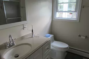 43 Breyer Ave, Bridgeport, CT 06606 - Photo 15