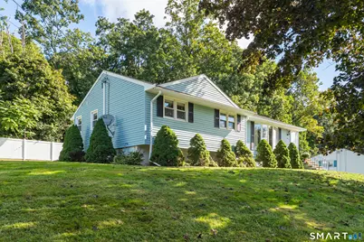 9 Robin Drive, East Haven, CT 06513 - Photo 3
