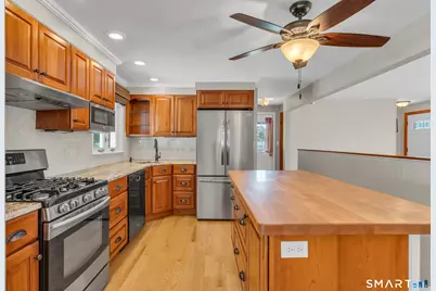 9 Robin Drive, East Haven, CT 06513 - Photo 9
