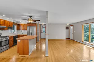 9 Robin Dr, East Haven, CT 06513 - Photo 5