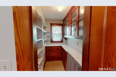 355 Parker Avenue South, Meriden, CT 06450 - Photo 9