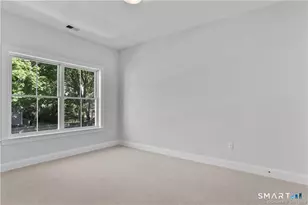 348 Halley Ave, Fairfield, CT 06825 - Photo 23