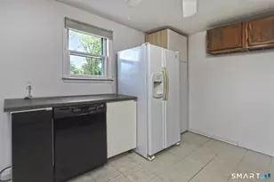 52-54 Pond Point Ave, Milford, CT 06460 - Photo 13