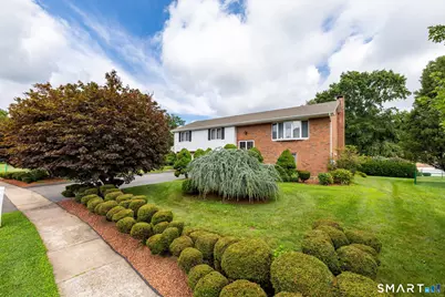 15 Colonial Drive, Wethersfield, CT 06109 - Photo 3