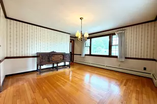 57 Arbutus St, Middletown, CT 06457 - Photo 5