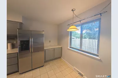 230 Shagbark Drive #230, Derby, CT 06418 - Photo 5