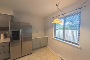 230 Shagbark Dr, Derby, CT 06418 - Photo 5