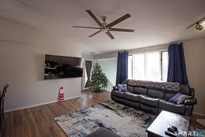 105 Little Oak Lane #105, Rocky Hill, CT 06067 - Photo 3