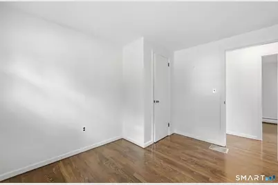 3 Arrow Street, Enfield, CT 06082 - Photo 25