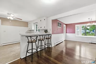 3 Arrow Street, Enfield, CT 06082 - Photo 17