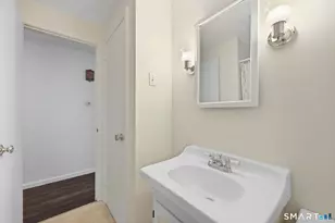 3 Arrow St, Enfield, CT 06082 - Photo 21