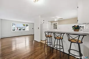 3 Arrow St, Enfield, CT 06082 - Photo 11
