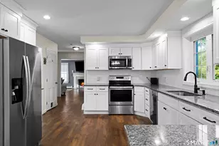25 Devine Rd, Suffield, CT 06078 - Photo 5