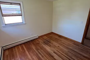62 Rosemount Ave, Waterbury, CT 06708 - Photo 7
