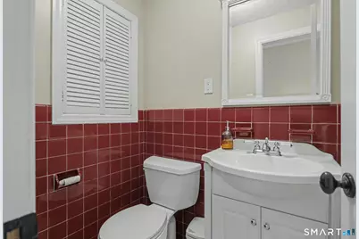 100 Brenair Terrace, Stratford, CT 06615 - Photo 17