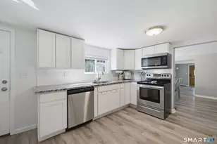 31 Ann St, East Haven, CT 06512 - Photo 11