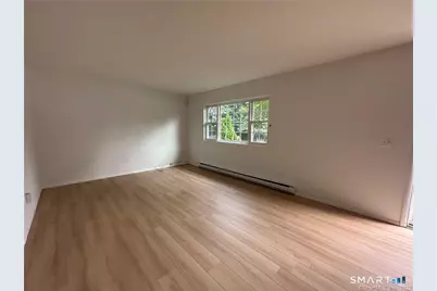 112 Rodgers Road #112, Fairfield, CT 06824 - Photo 7