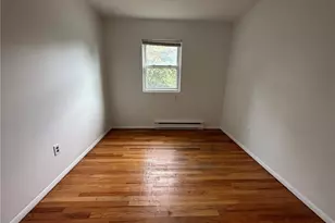 112 Rodgers Rd, Fairfield, CT 06824 - Photo 21