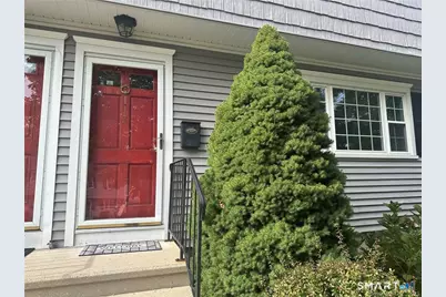 112 Rodgers Road #112, Fairfield, CT 06824 - Photo 5