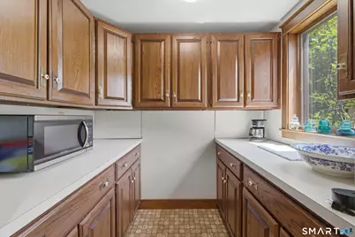 2 Quarry Road, Simsbury, CT 06070 - Photo 17