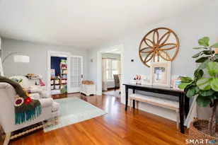 13 Ledge Ln, Stamford, CT 06905 - Photo 9