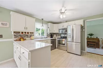517 Swain Avenue, Meriden, CT 06450 - Photo 35