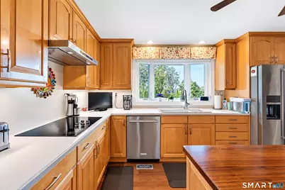 142 Lexington Drive, Watertown, CT 06795 - Photo 15