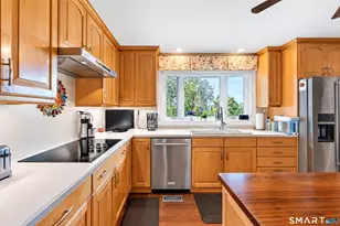 142 Lexington Dr, Watertown, CT 06795 - Photo 15