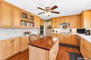 142 Lexington Dr, Watertown, CT 06795 - Photo 13