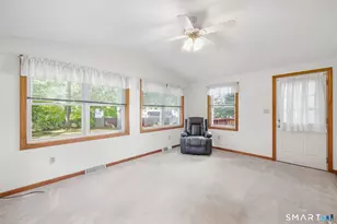 104 Forest Dr, Wethersfield, CT 06109 - Photo 9