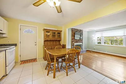 19 Oak Street, Wallingford, CT 06492 - Photo 5